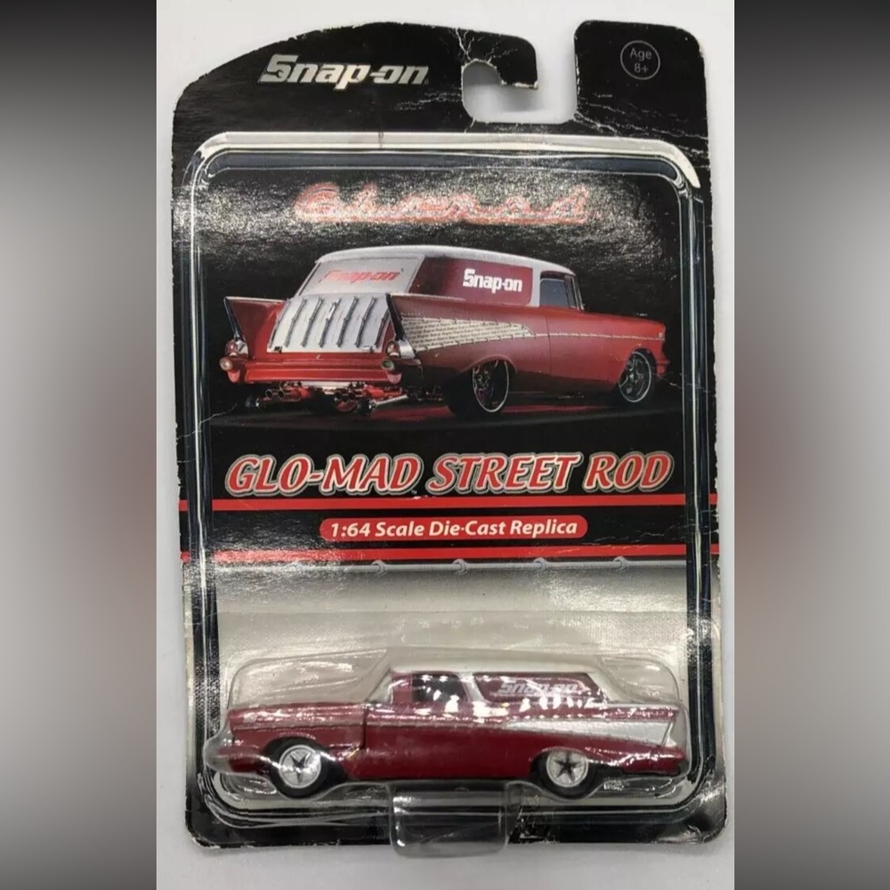 Snap on glo mad street rod die cast car 1:24
